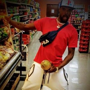 Meet your Posher, Wayne